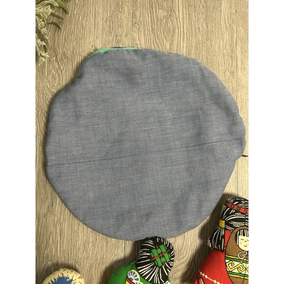 Vintage Children of the World Small Cloth Fabric Dolls Set Of 5 + Bag READ - Picture 11 of 12